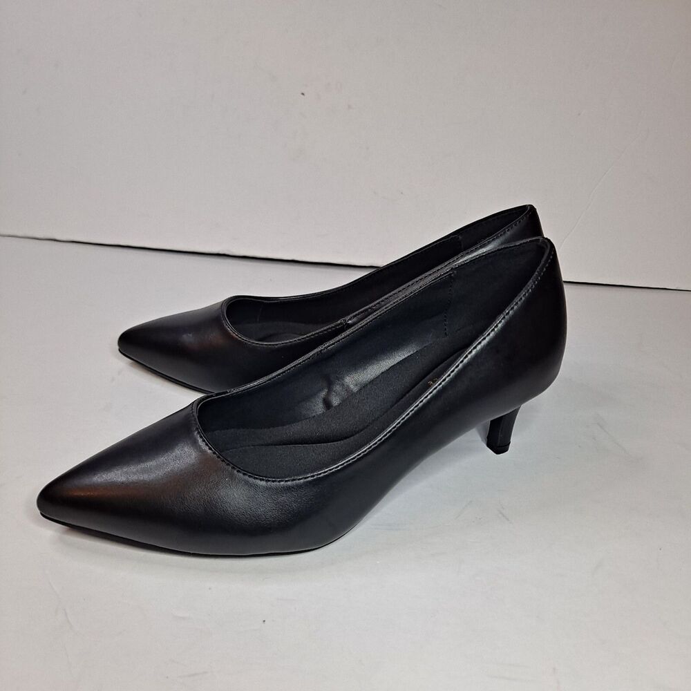 Reaction Kenneth Cole Black Pointed Toe Kitten Heel Pumps